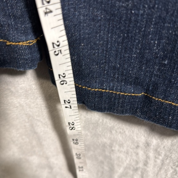 Gloria Vanderbilt Blue Jeans women’s size 12 the perfect fit Straight cropped - Picture 7 of 12